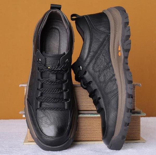 Brooks | Men’s Rugged Leather Lace-Up Shoes