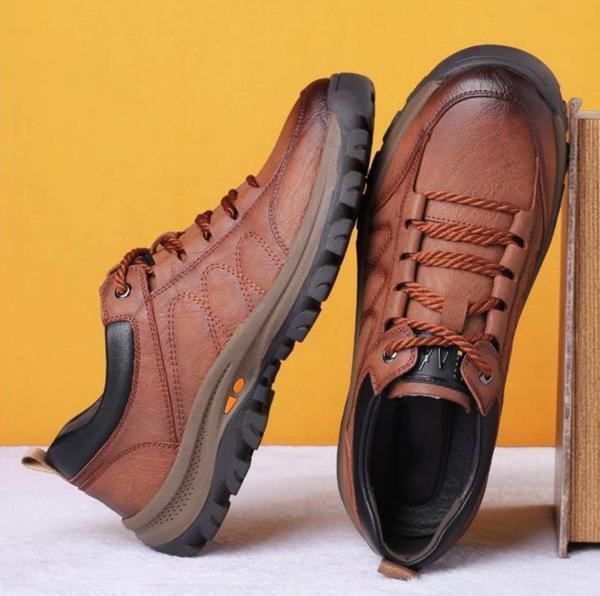 Brooks | Men’s Rugged Leather Lace-Up Shoes