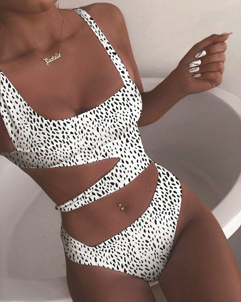 Zavelle | Women's Cutout Waist One Piece Bandeau Swimsuit