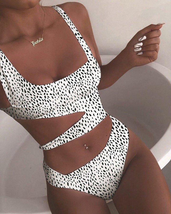 Zavelle | Women's Cutout Waist One Piece Bandeau Swimsuit